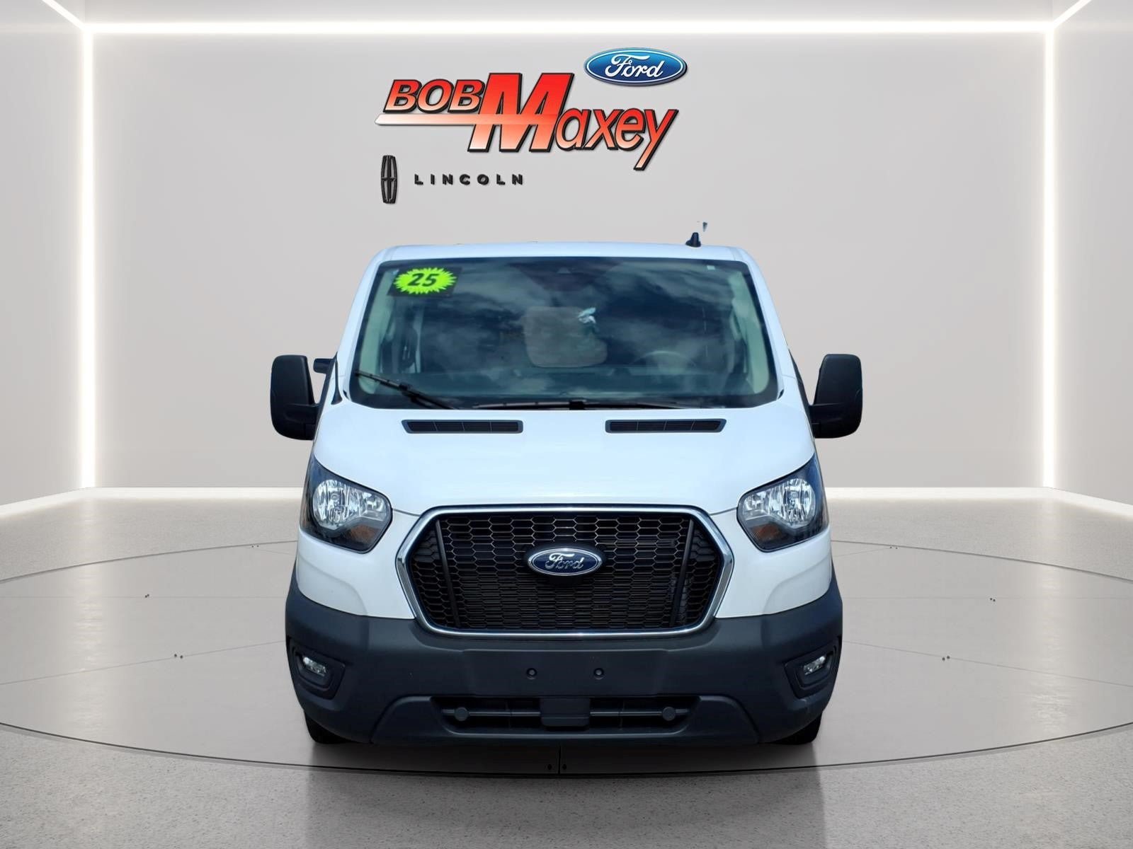 Used 2025 Ford Transit 250 Low Roof w/ Exterior Upgrade Package RWD image 2
