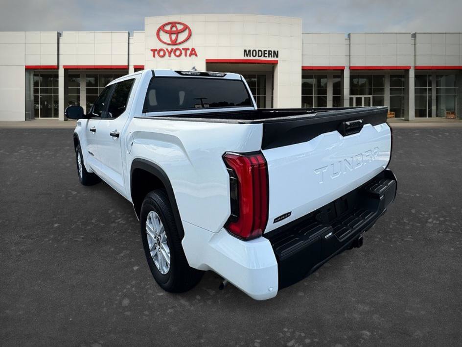 Used 2024 Toyota Tundra SR5 w/ SR5 Convenience Package RWD image 6