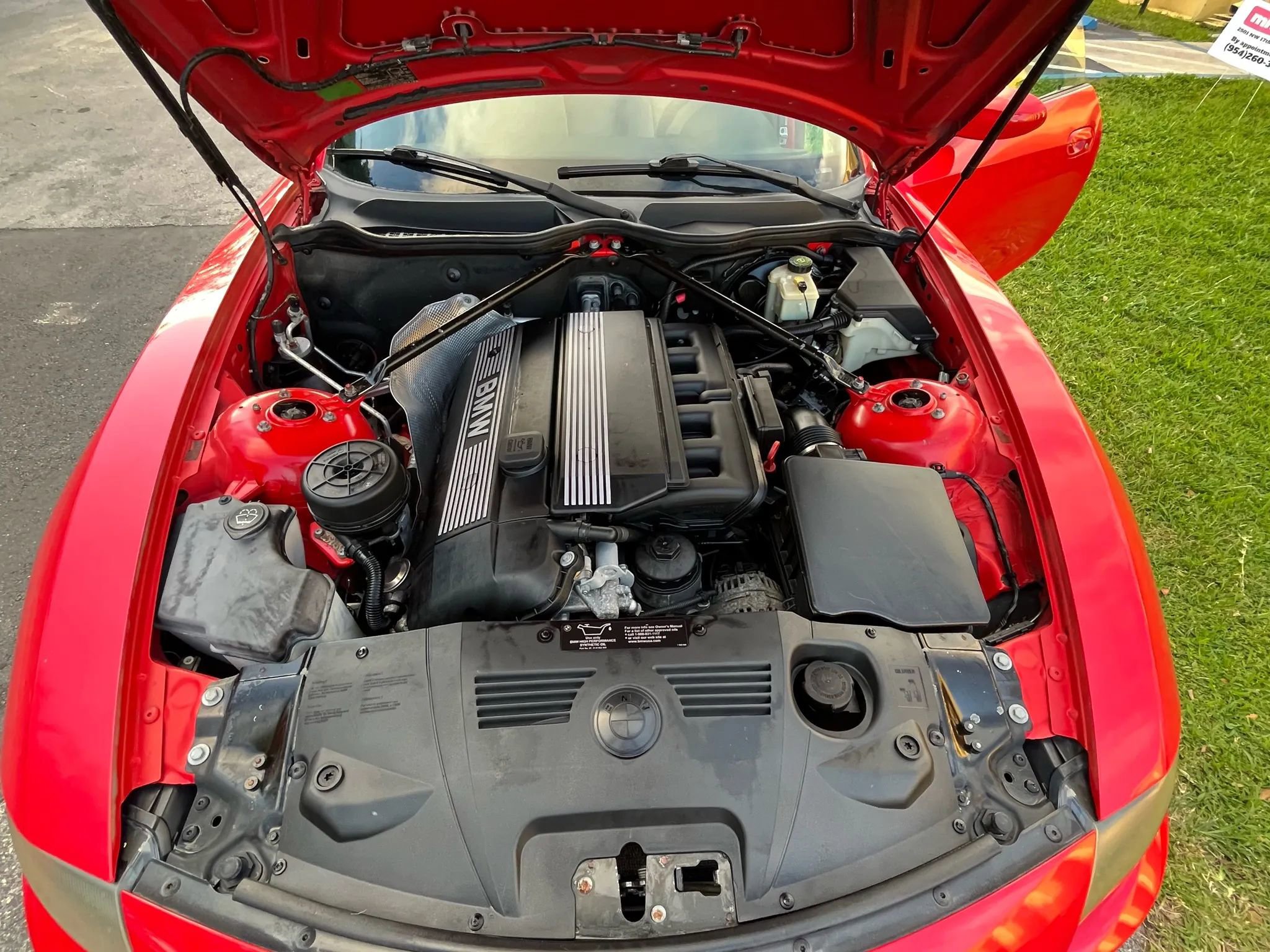 Used 2004 BMW Z4 2.5i image 21