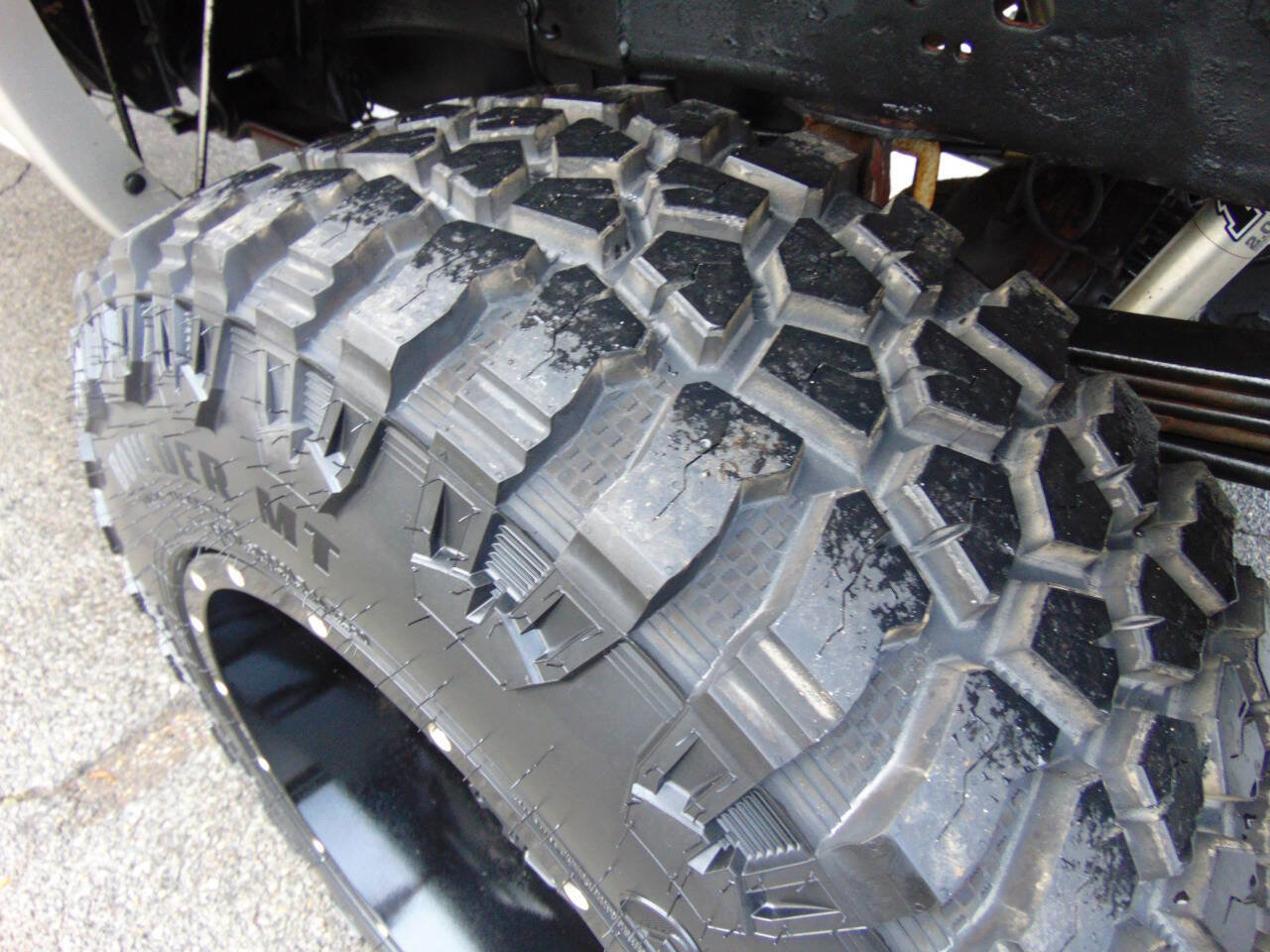 Used 2004 Chevrolet Silverado 2500 LT w/ Heavy-Duty Power Package image 54