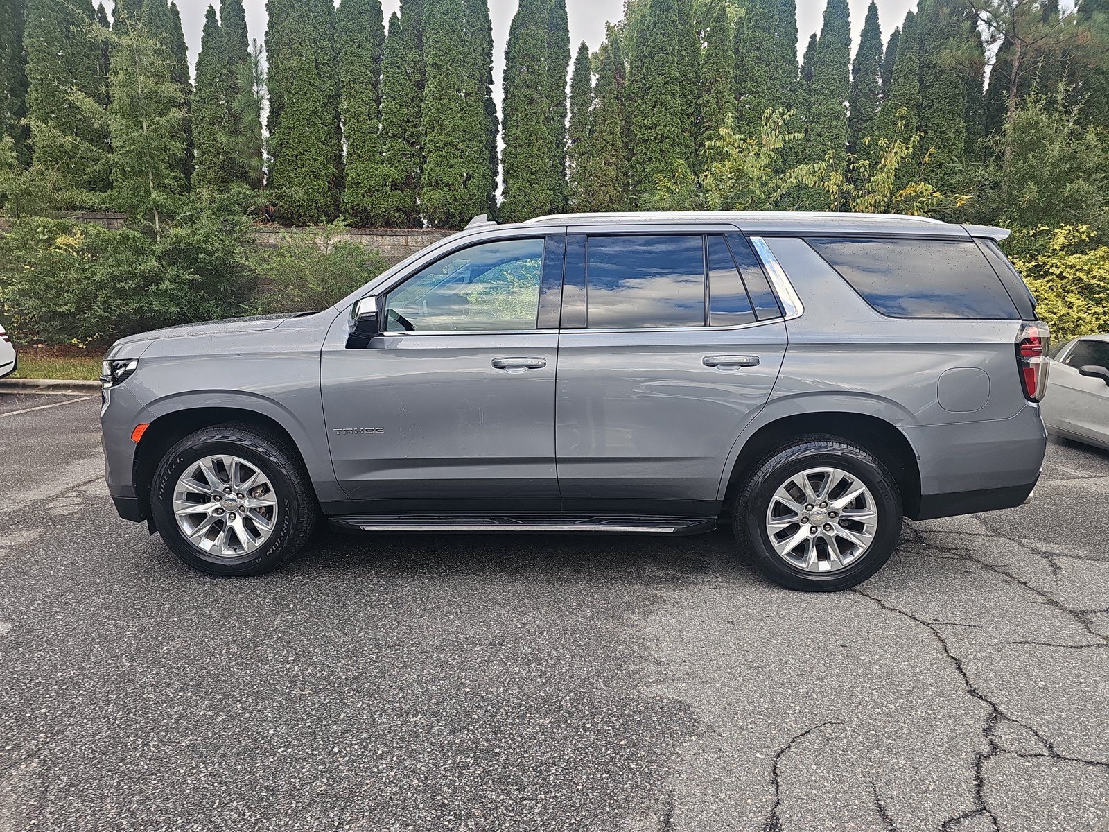 Used 2022 Chevrolet Tahoe Premier AWD/4WD image 7