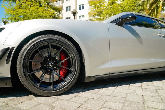 Used 2019 Chevrolet Camaro ZL1 image 12