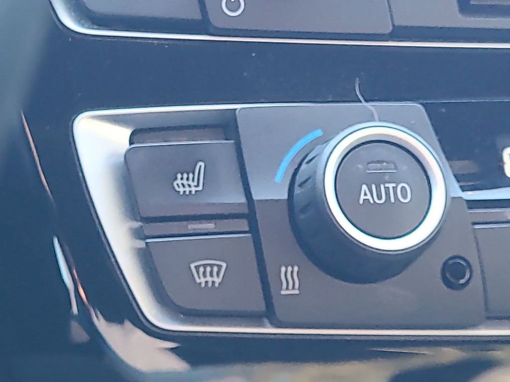 Used 2019 BMW 430i Convertible w/ Convenience Package image 31