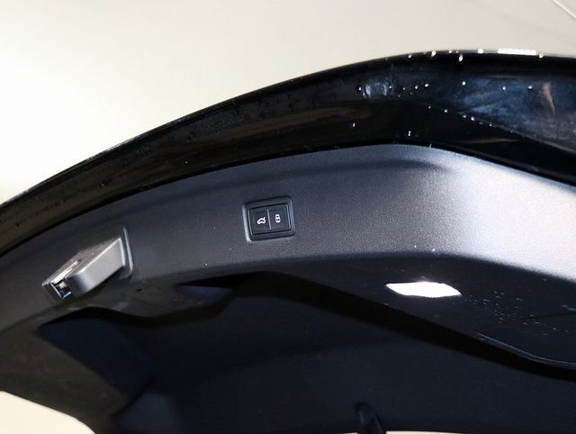 Used 2025 Audi A5 2.0T Premium Plus image 31