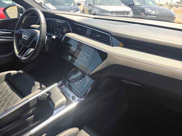 Used 2023 Audi e-tron S Prestige w/ Prestige Package AWD/4WD image 11