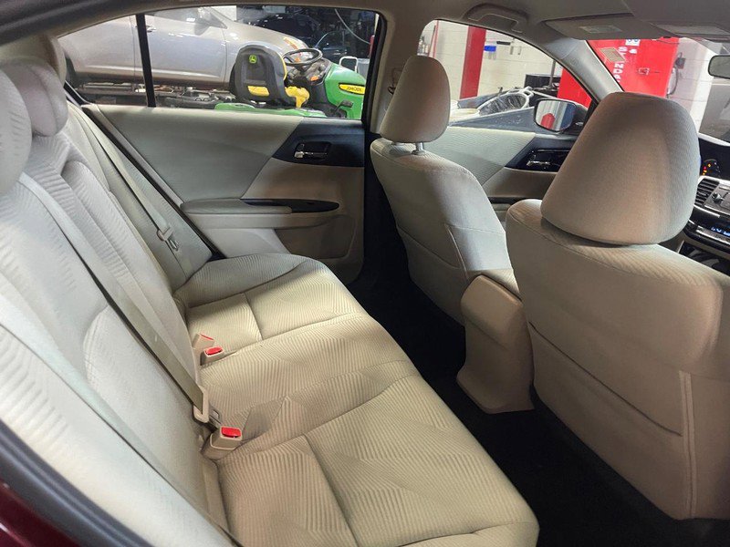 Used 2016 Honda Accord LX image 7