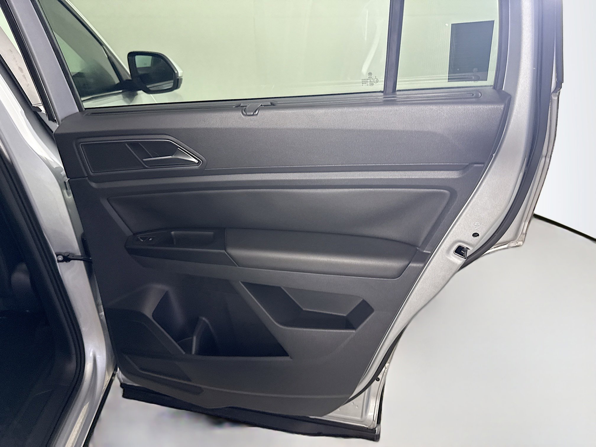 Used 2019 Volkswagen Atlas SE image 28