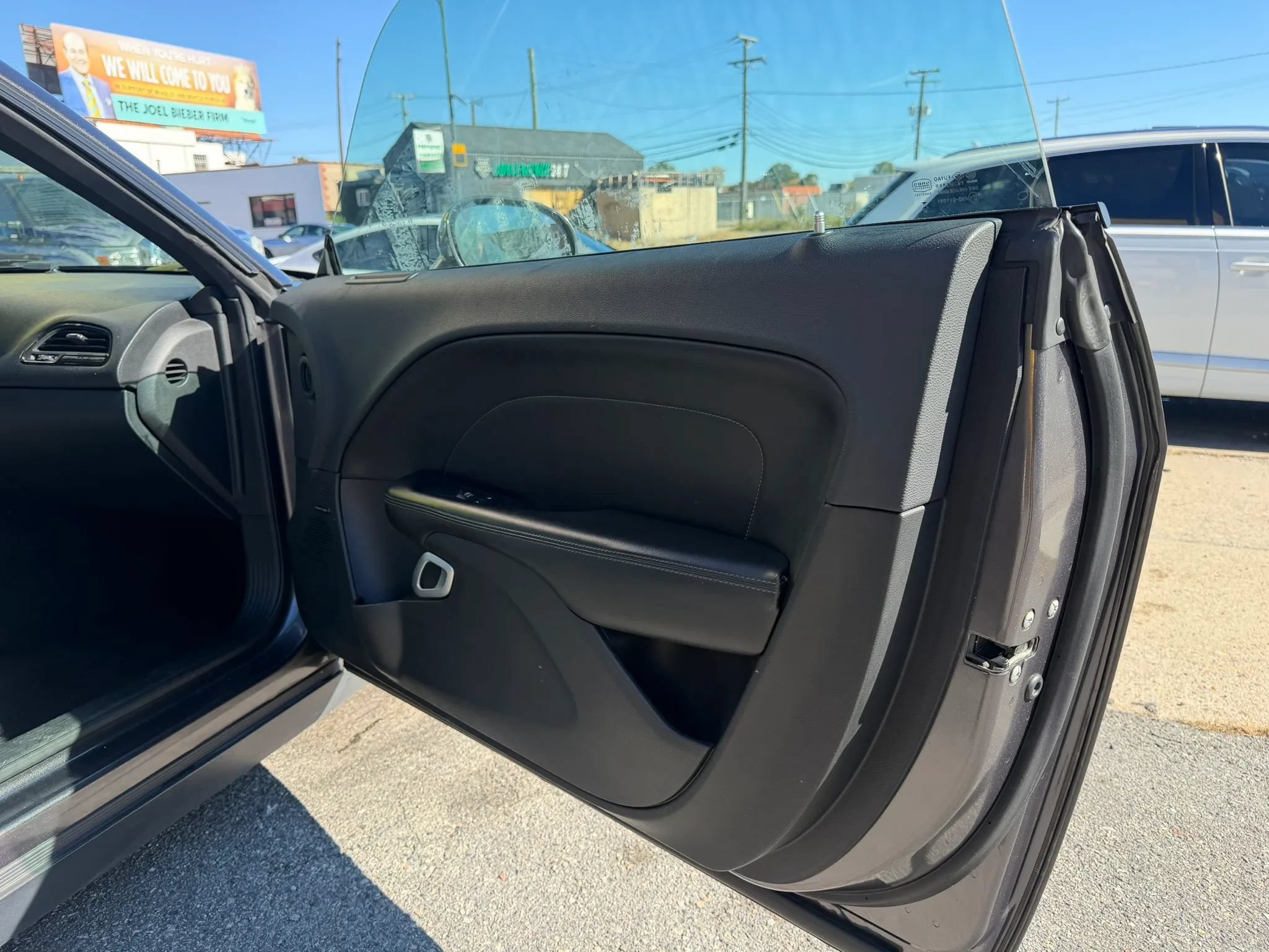 Used 2016 Dodge Challenger R/T Plus RWD image 7