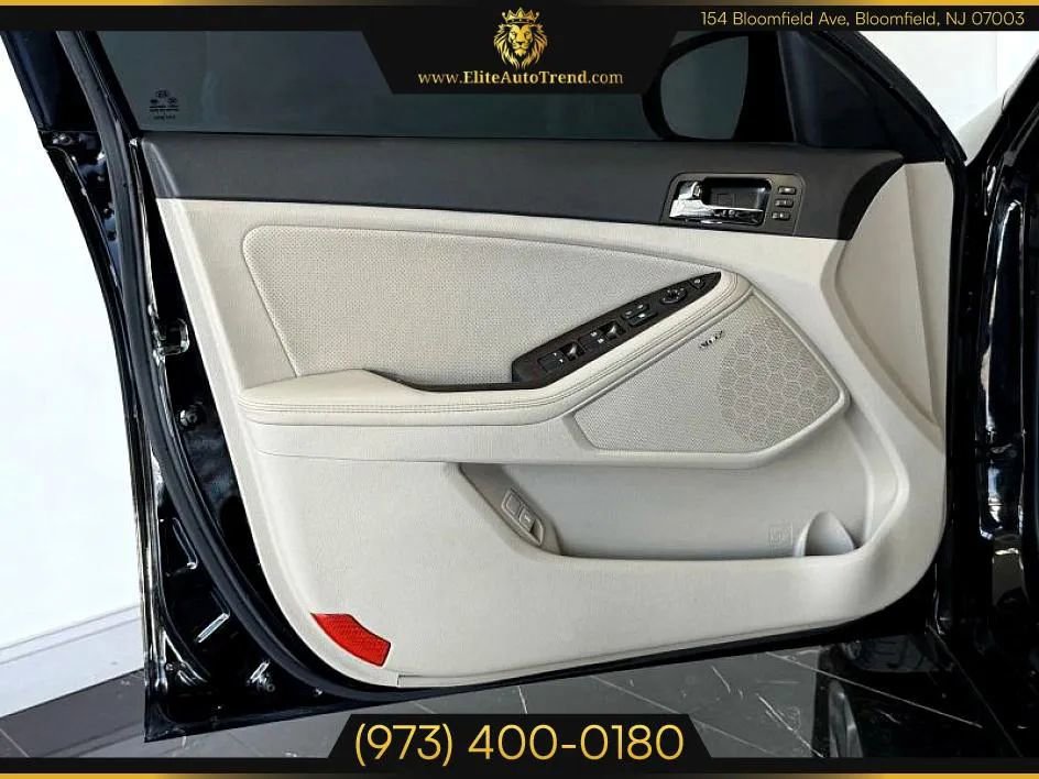 Used 2013 Kia Optima EX w/ Premium Pkg image 7