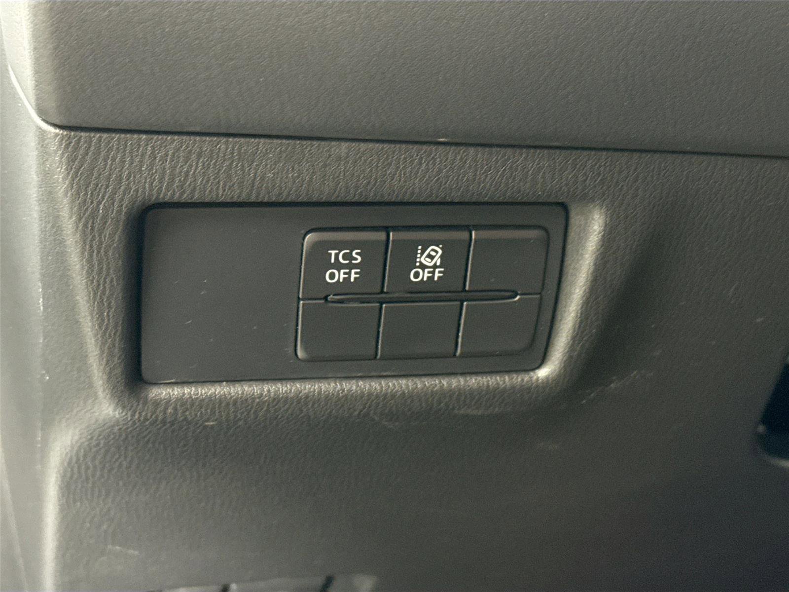 Used 2021 MAZDA CX-5 Touring image 14