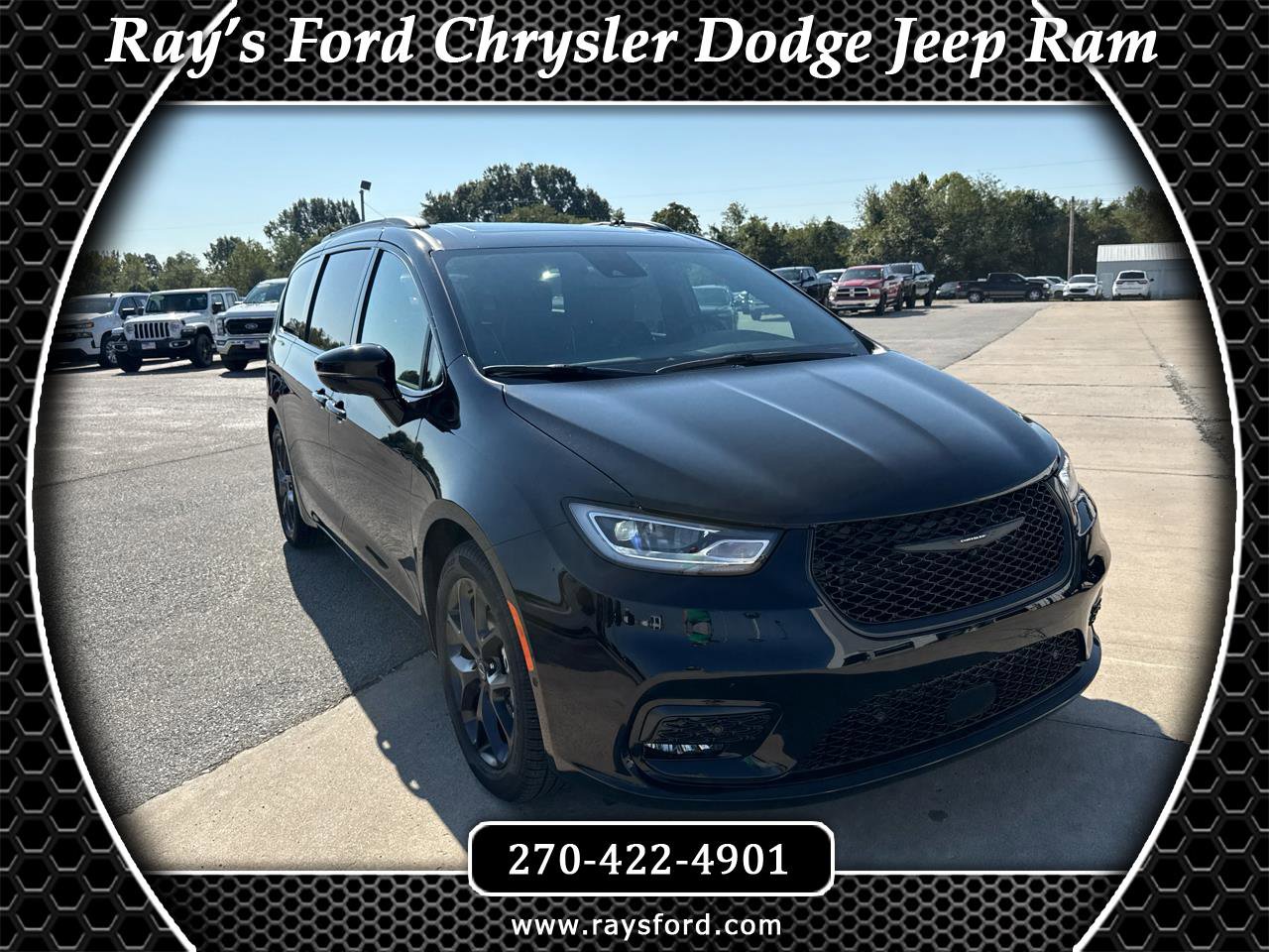 New 2026 Chrysler Pacifica Limited w/ S Appearance Package