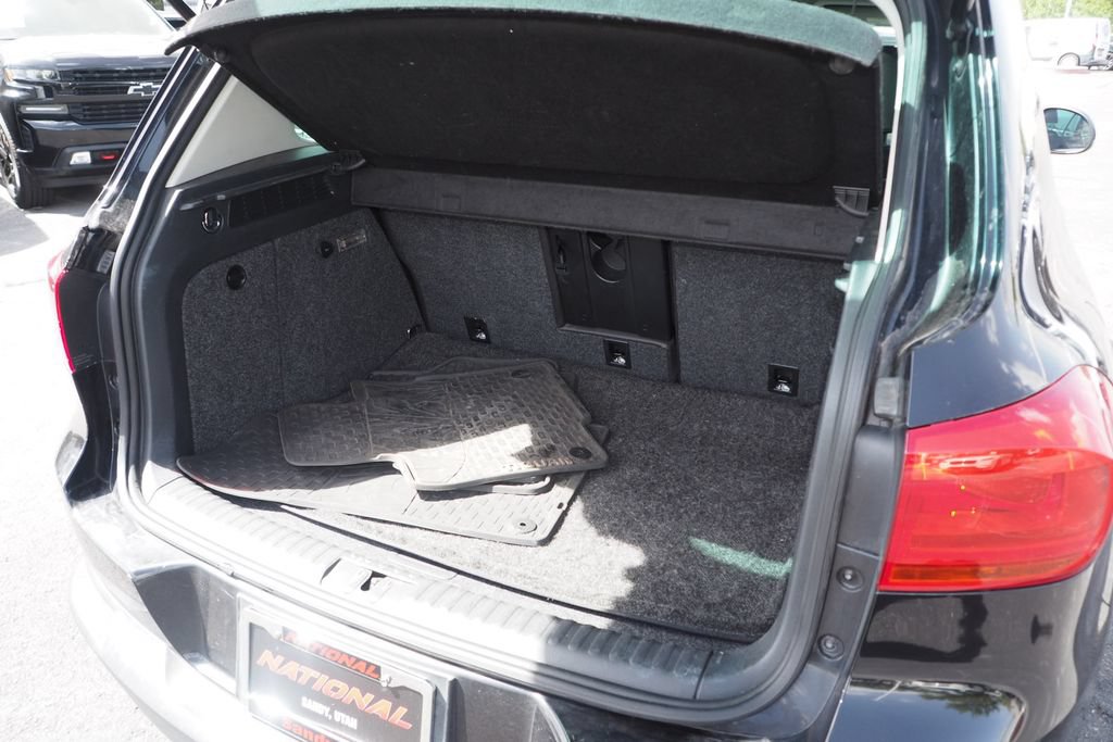 Used 2015 Volkswagen Tiguan S FWD image 17