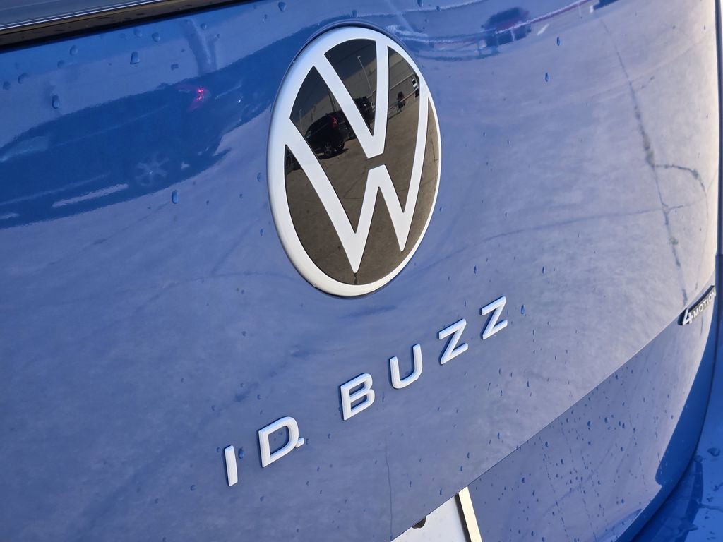 New 2025 Volkswagen ID. Buzz 1st Edition image 7