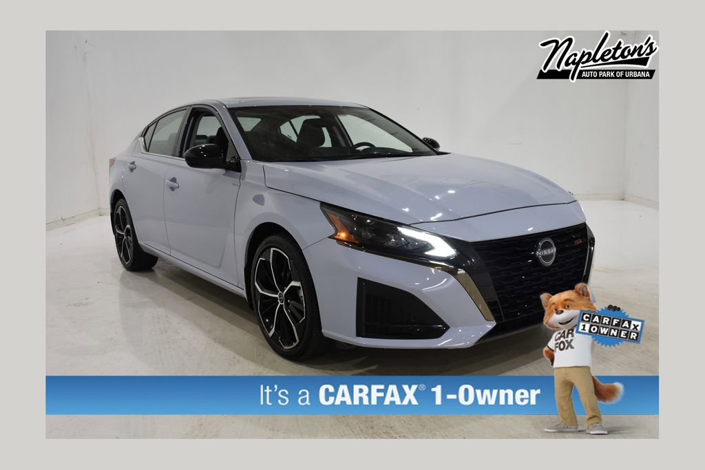 Used 2025 Nissan Altima 2.5 SR w/ SR Premium Package image 1