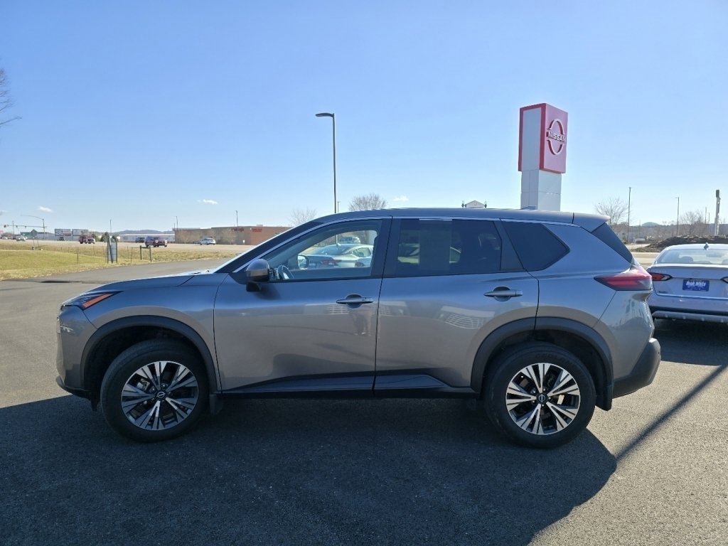 Used 2023 Nissan Rogue SV image 8