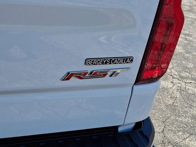 Used 2023 Chevrolet Silverado 1500 RST AWD/4WD image 32