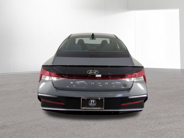 New 2026 Hyundai Elantra SEL Sport Premium FWD image 14