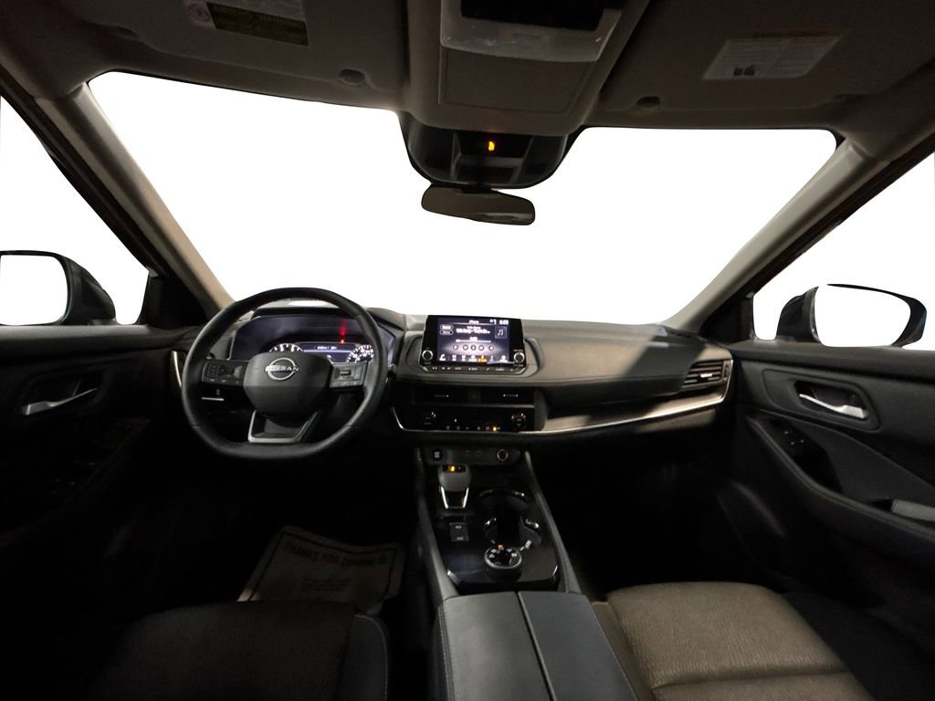 Certified 2026 Nissan Rogue SV image 18