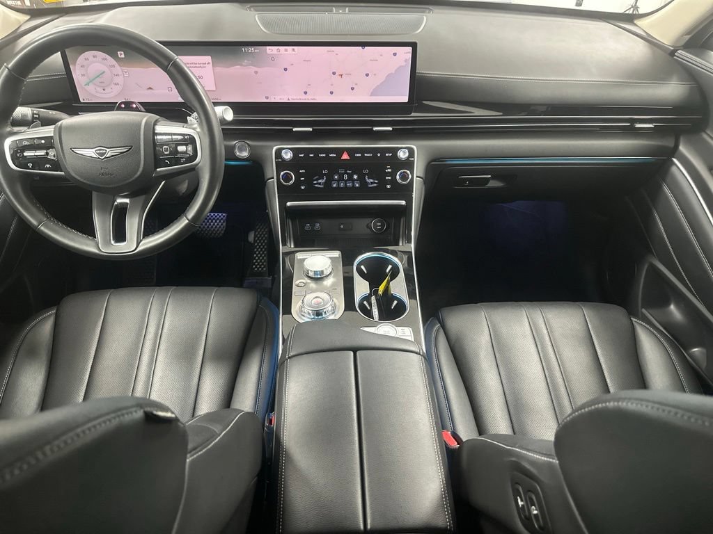 Used 2025 Genesis GV80 2.5T Standard AWD/4WD image 2