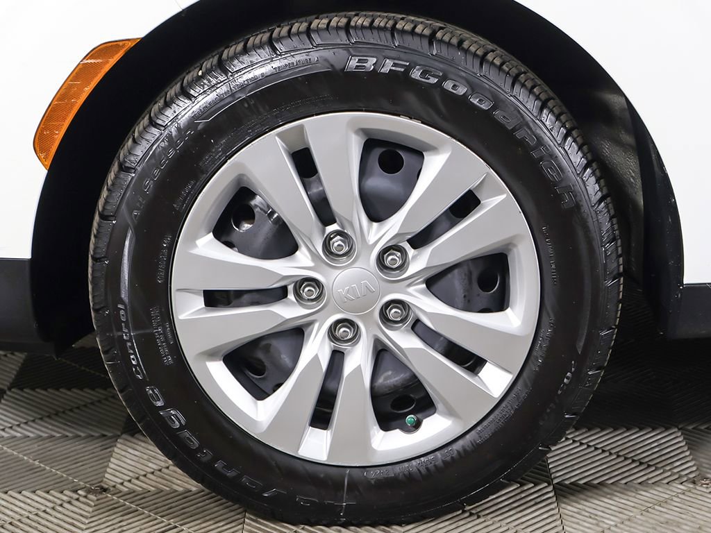 Used 2021 Kia Soul LX FWD image 18