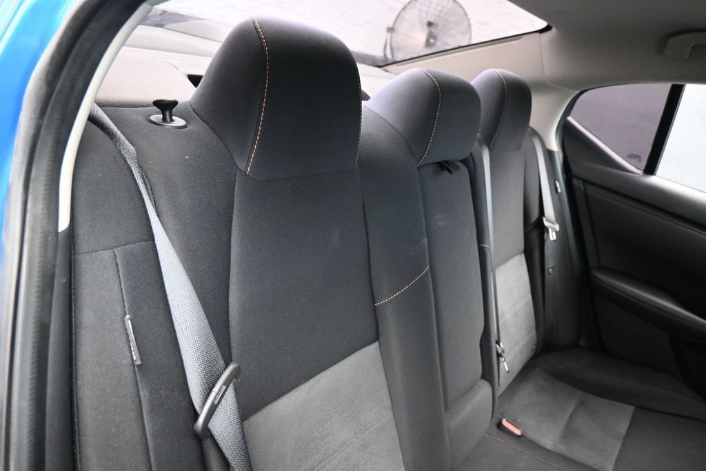 Used 2021 Nissan Sentra SR FWD image 33