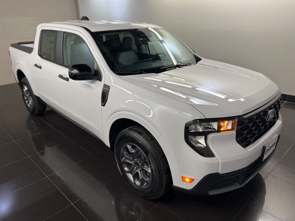 New 2026 Ford Maverick XLT w/ Equipment Group 301A