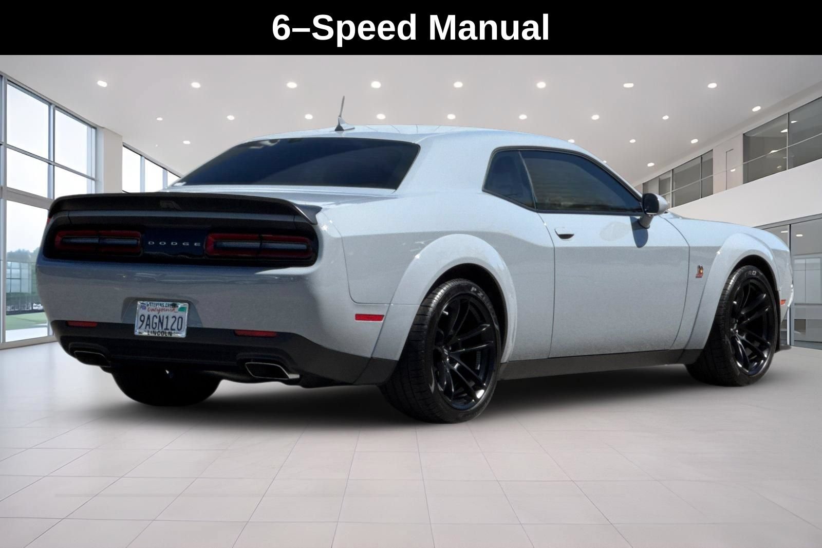 Used 2021 Dodge Challenger R/T Scat Pack RWD image 4