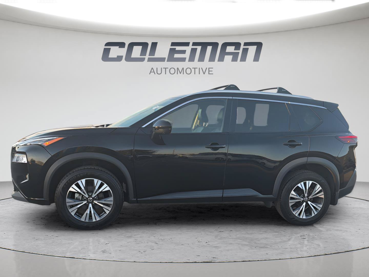 Used 2021 Nissan Rogue SV w/ Premium Package AWD/4WD image 3