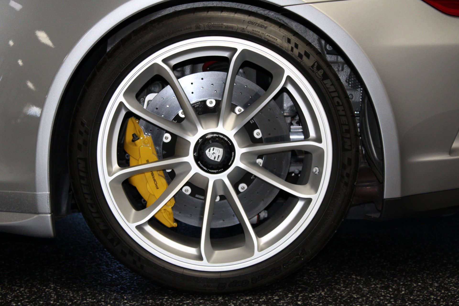 Used 2018 Porsche 911 GT3 image 46