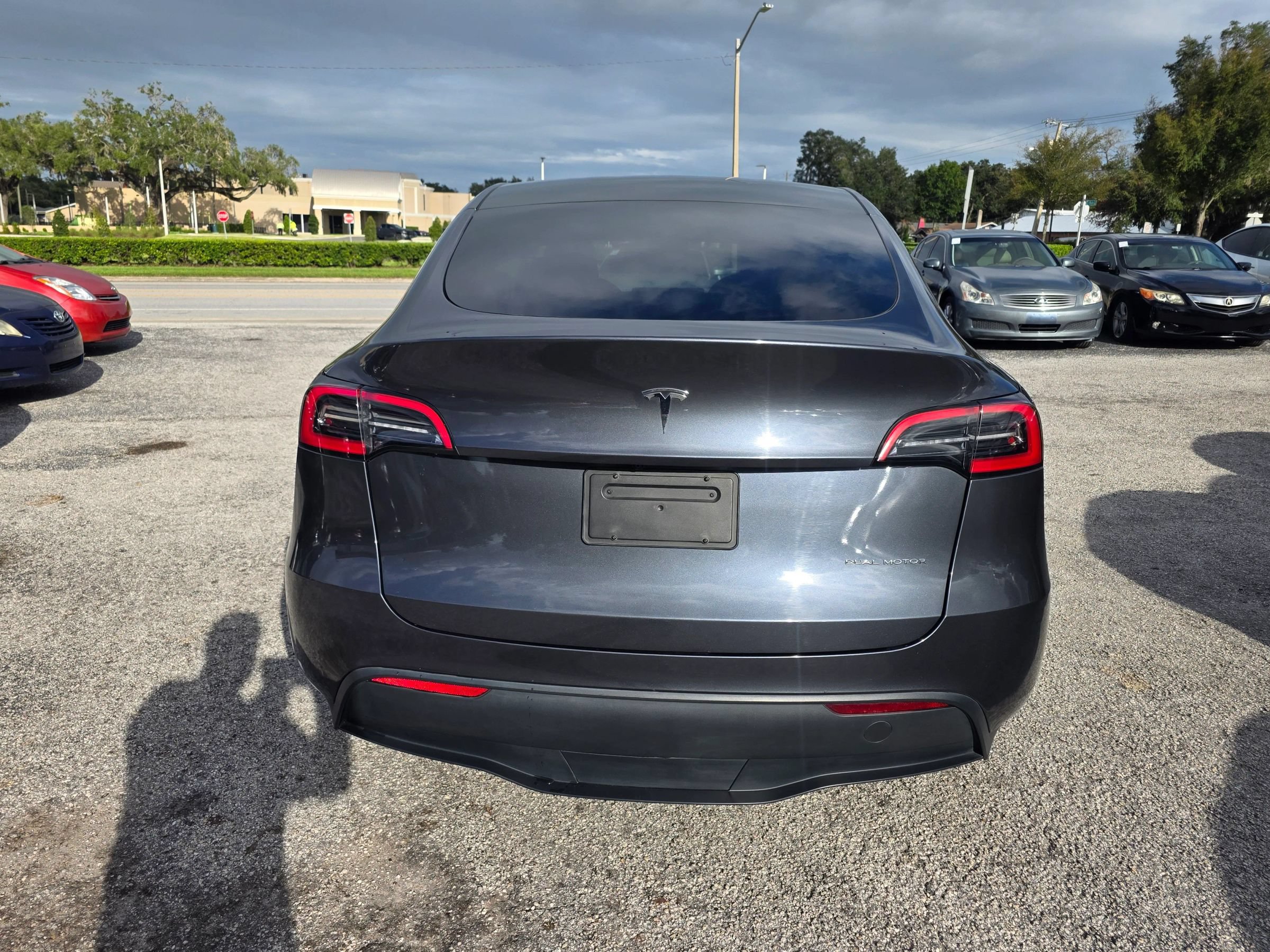 Used 2023 Tesla Model Y Long Range AWD/4WD image 7