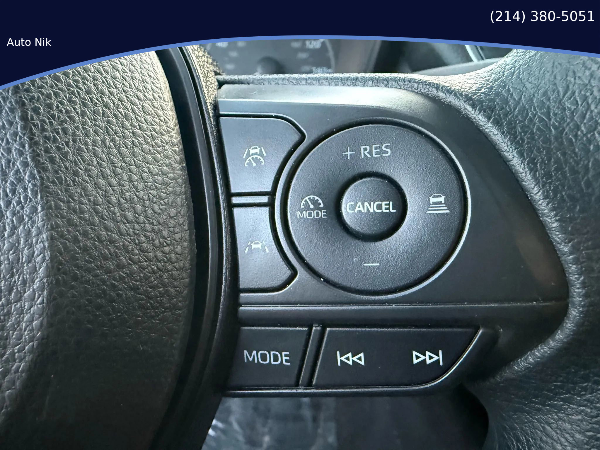 Used 2025 Toyota Corolla LE image 24