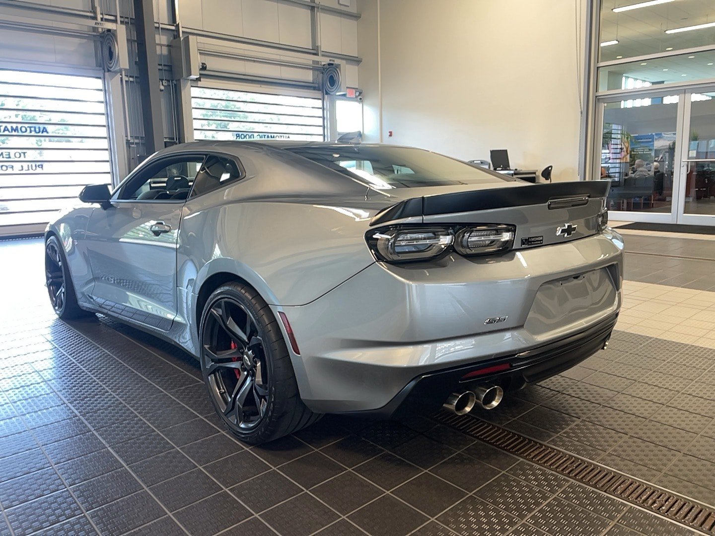 Used 2023 Chevrolet Camaro SS RWD image 17