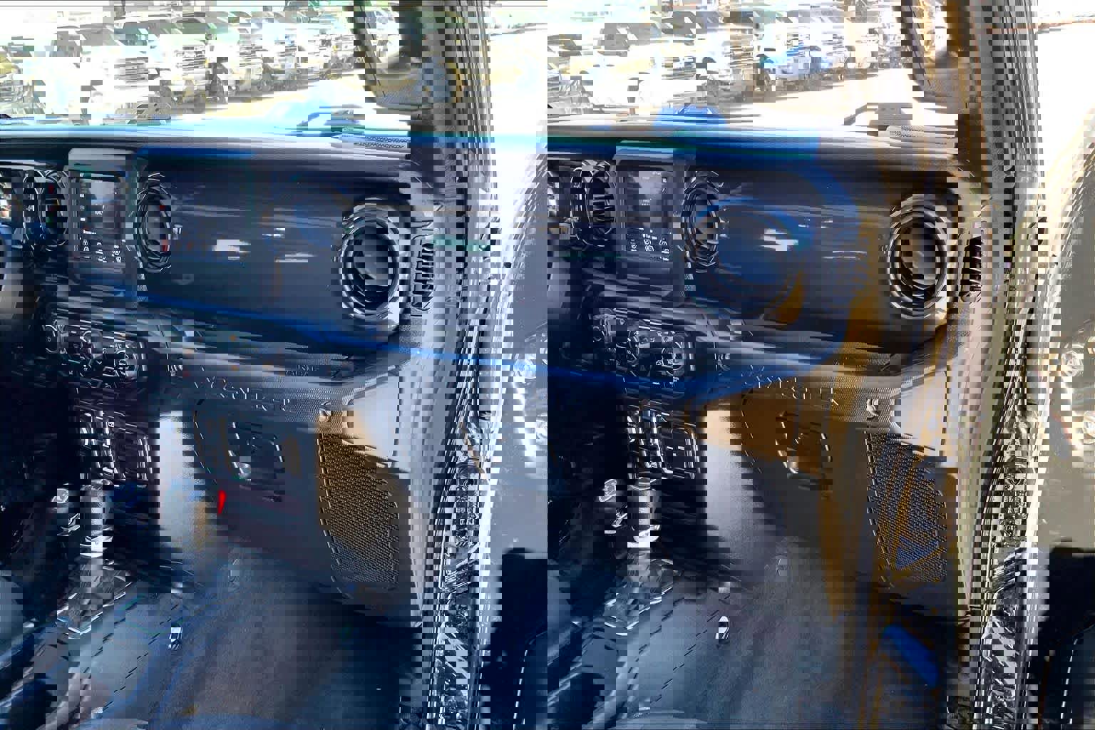 Used 2023 Jeep Wrangler Unlimited Sport image 19