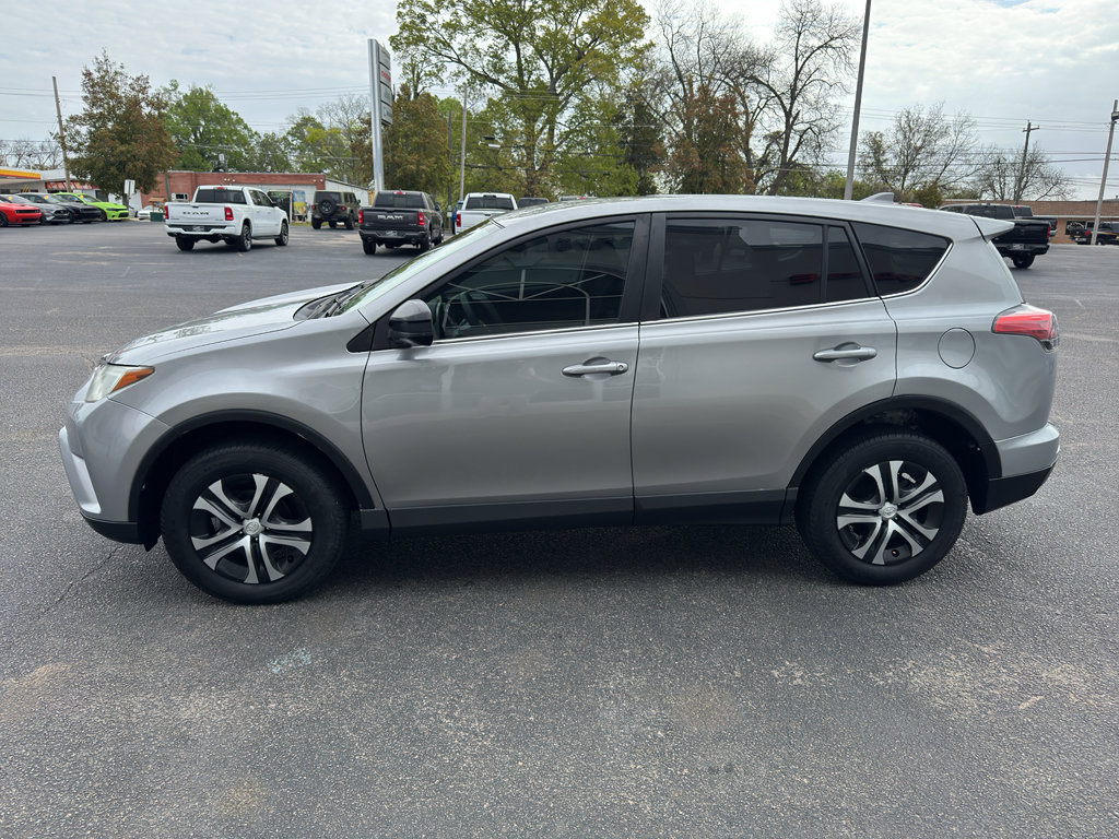 Used 2018 Toyota RAV4 LE w/ All Weather Liner Package image 6