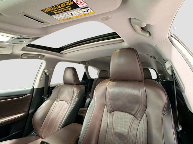Used 2019 Lexus RX 350L Premium w/ Premium Package image 19