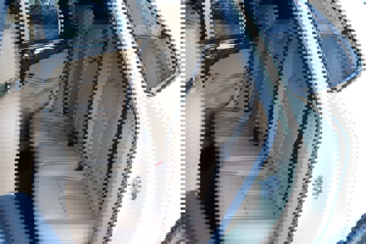 Used 2018 Porsche Macan image 36