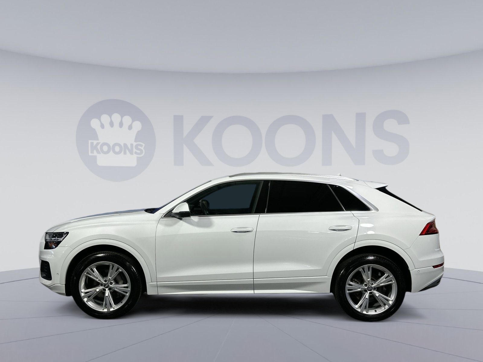 Used 2019 Audi Q8 Premium Plus image 2