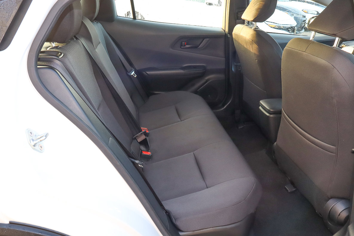 Used 2024 Toyota Prius LE image 19