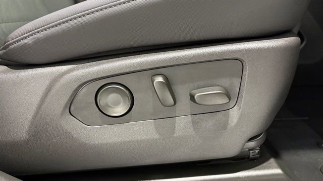 Used 2025 GMC Hummer EV 2X image 22