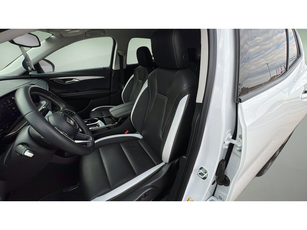 Certified 2025 Buick Envision Sport Touring image 24