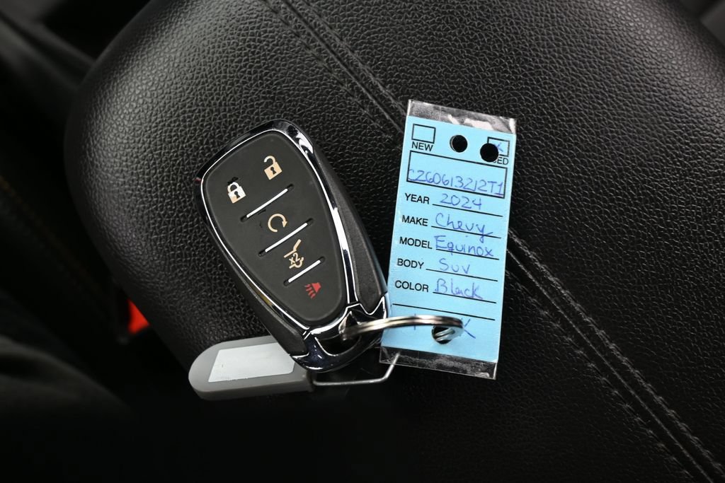 Used 2024 Chevrolet Equinox Premier w/ Redline Edition FWD image 23