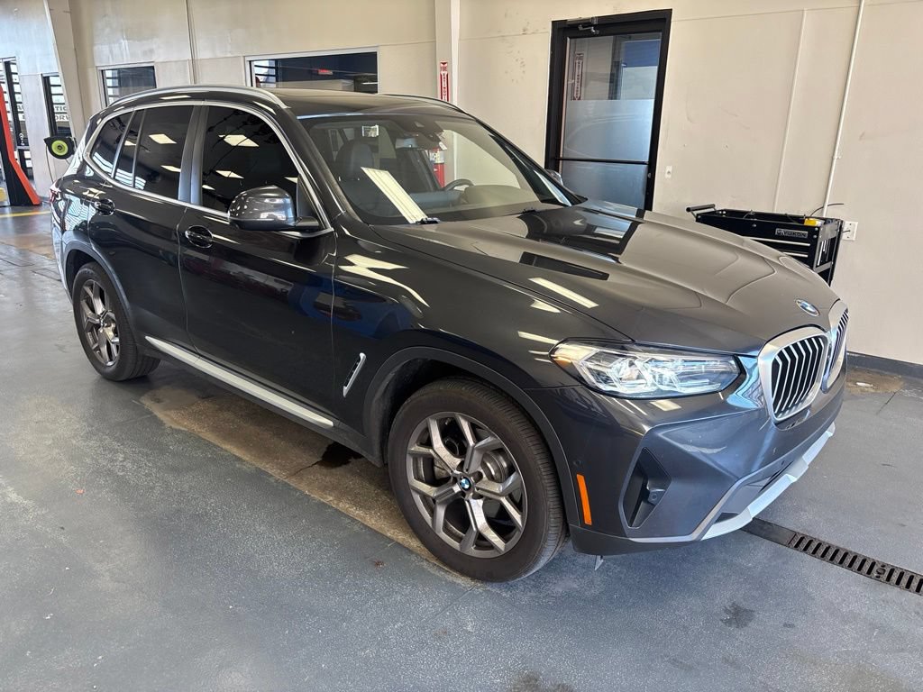 Used 2023 BMW X3 xDrive30i w/ Premium Package AWD/4WD image 1