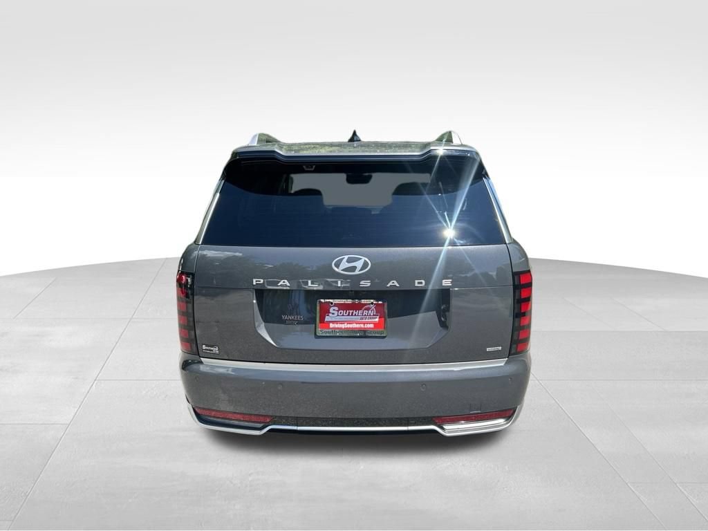 Used 2026 Hyundai Palisade Calligraphy AWD/4WD image 4