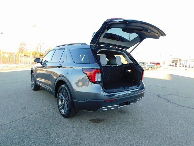 New 2026 Ford Explorer Active w/ Active Comfort Package image 23