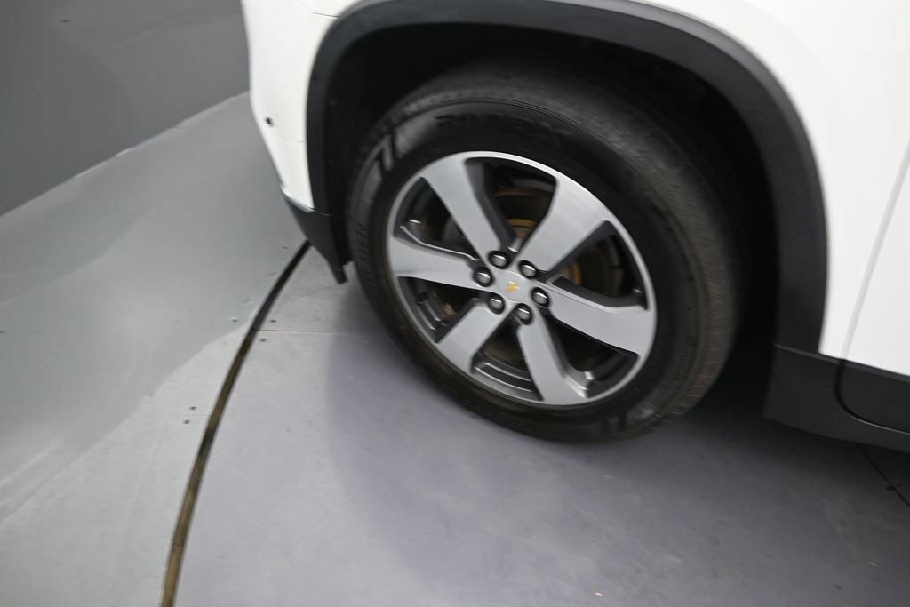Used 2019 Chevrolet Traverse LT w/ LT Premium Package FWD image 17
