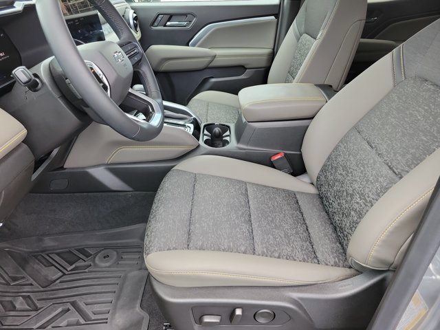 Used 2024 Chevrolet Colorado ZR2 w/ Safety Package AWD/4WD image 12