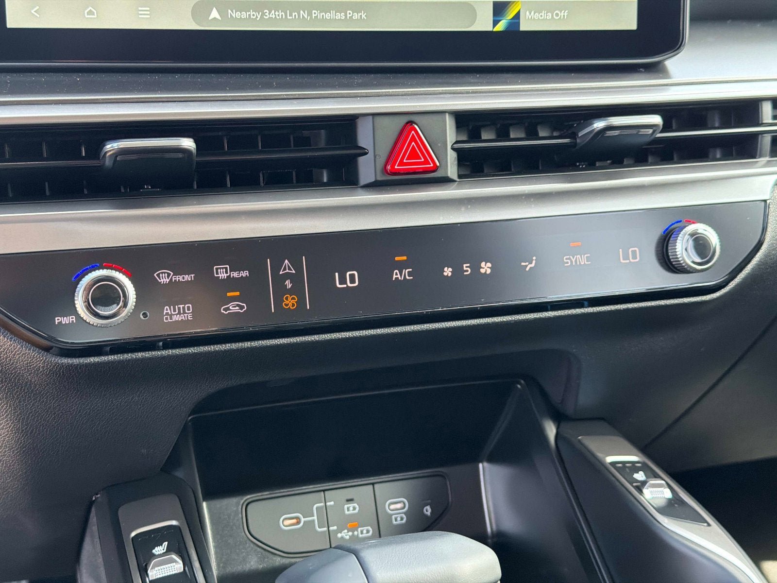 New 2026 Kia Sorento EX FWD image 23