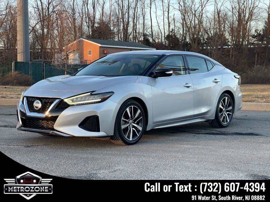 Used 2020 Nissan Maxima 3.5 SV w/ Floor Mat Group image 4