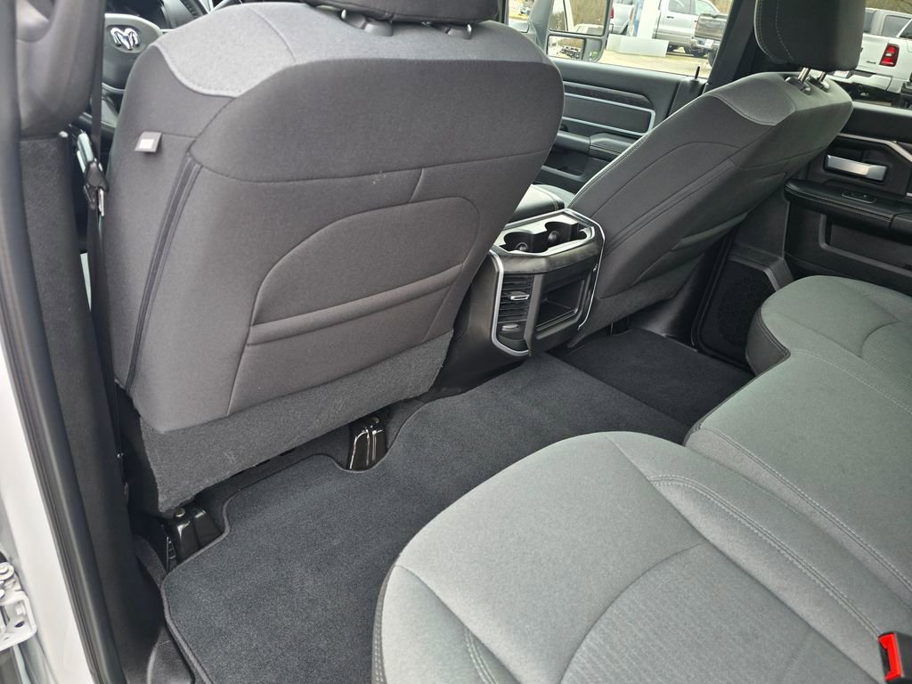 Used 2024 RAM 2500 Big Horn w/ Heated Seats & Wheel Group image 24