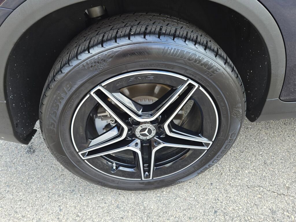 Used 2021 Mercedes-Benz GLC 300 4MATIC image 13
